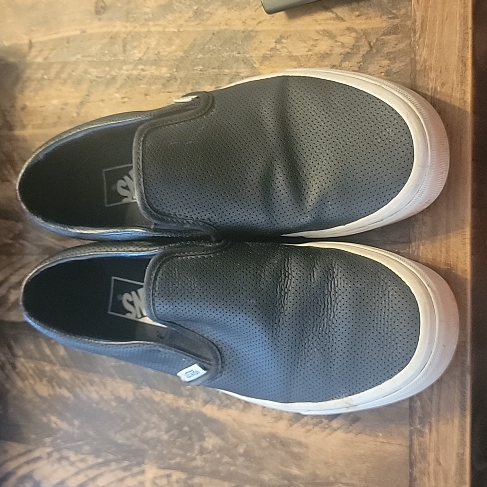 Black & white vans
